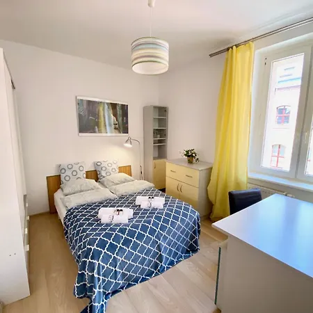 Lägenhet Old Town - River View Apartment, Four Bedrooms - Comfy *
