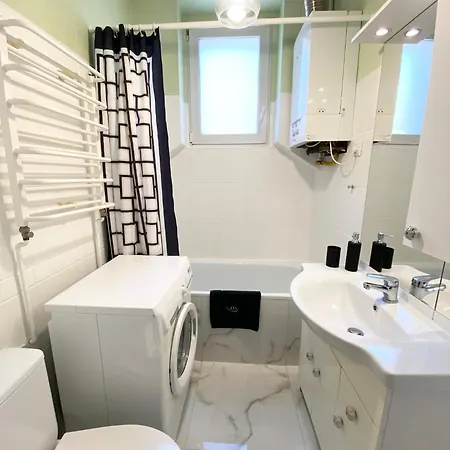 Old Town - River View Apartment, Four Bedrooms - Comfy Apartments Appartamento Danzica