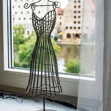 Lts Rent Comfortable River View & Art, Four Apartman Gdańsk